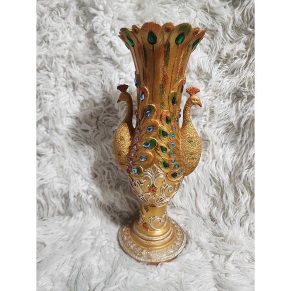 Resin Double Peacock Vase With Crystals.